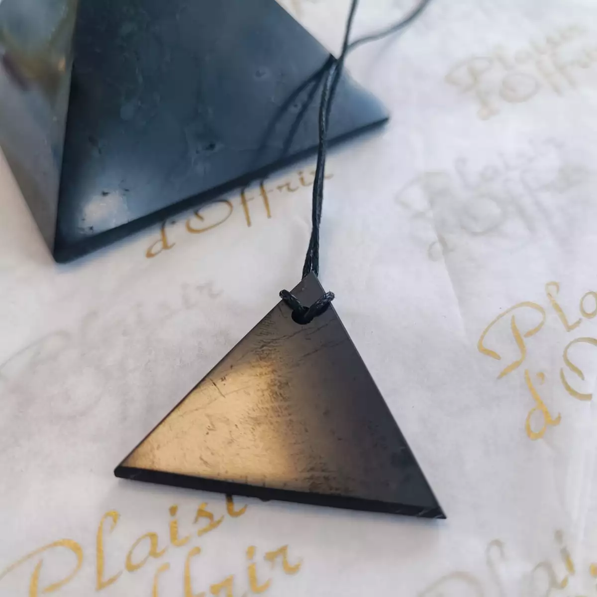 Pendentif Triangle Shungite