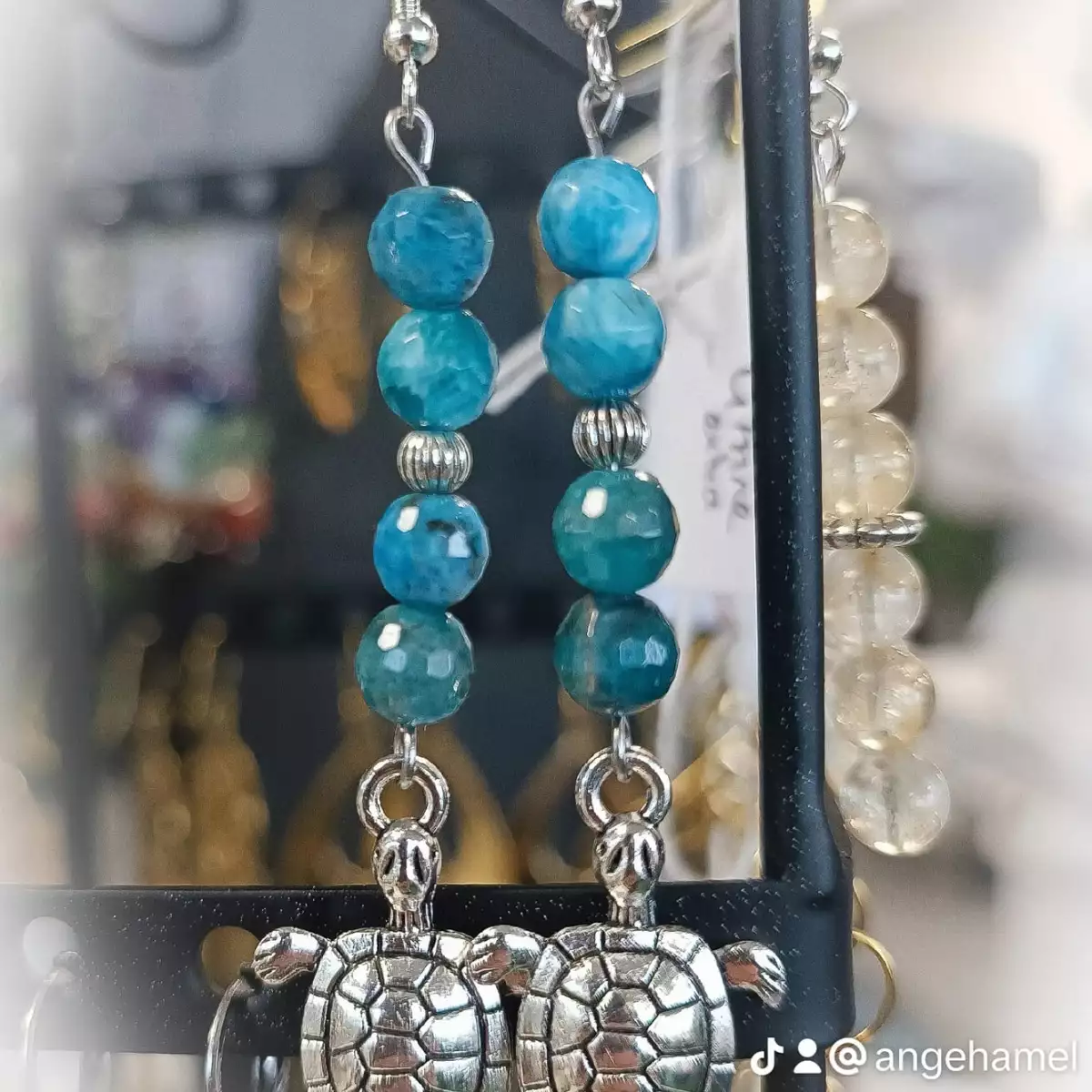 Boucles d'oreilles Apatite facettée